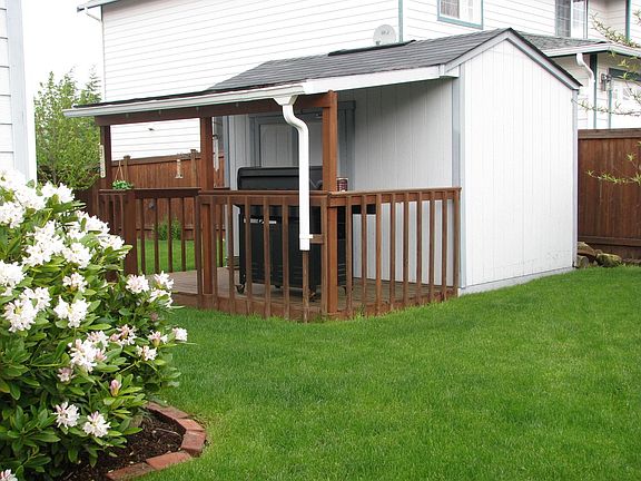Shed & BBQ area