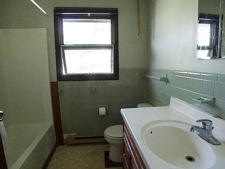 183 Barrytown Rd — Photo 12
