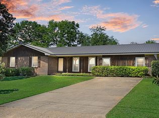 1803 Westover Dr, Dothan, AL 36303