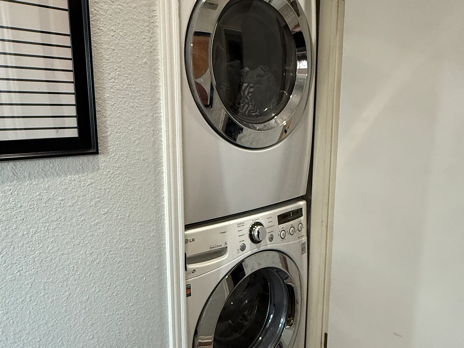 2 bed, 930 sqft, $1,000 — Photo 1