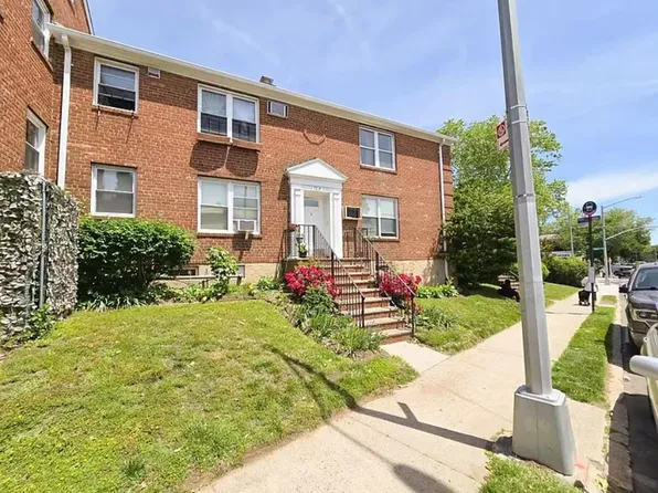 172-09 Crocheron Avenue image 1 of 7