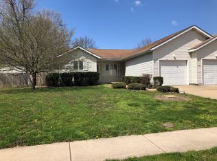 1705 Albany St, Springfield, IL 62702
