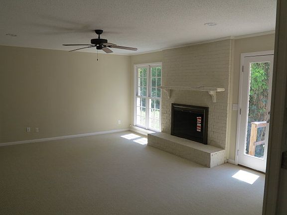 5th image of 204 Monta Leisha Ct