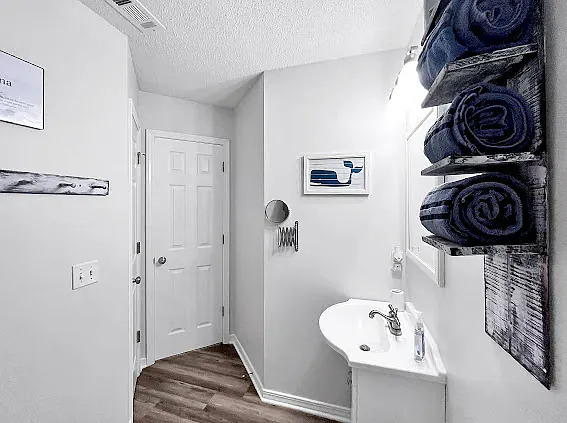 7650 Chablis Cir — Photo 19