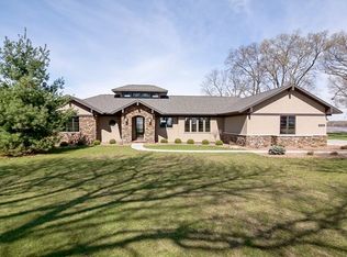 16436 River Rd N, Cordova, IL 61242