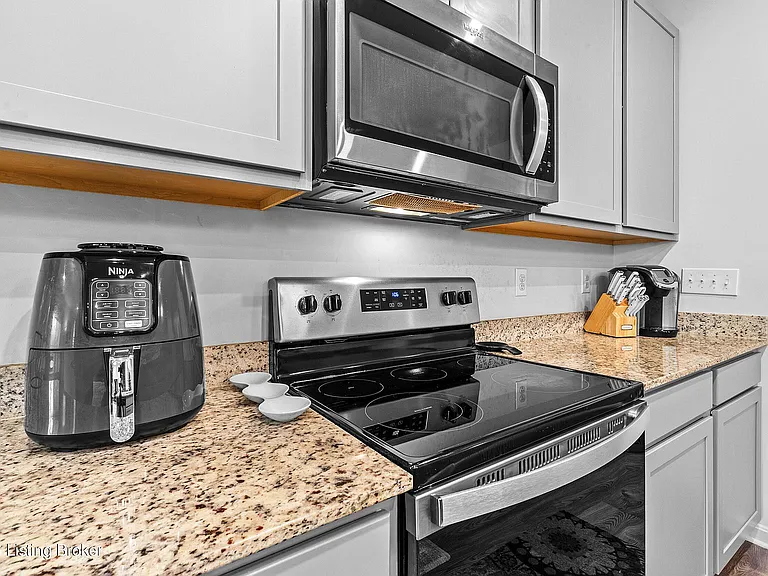 12034 Wooden Trace Dr — Photo 8
