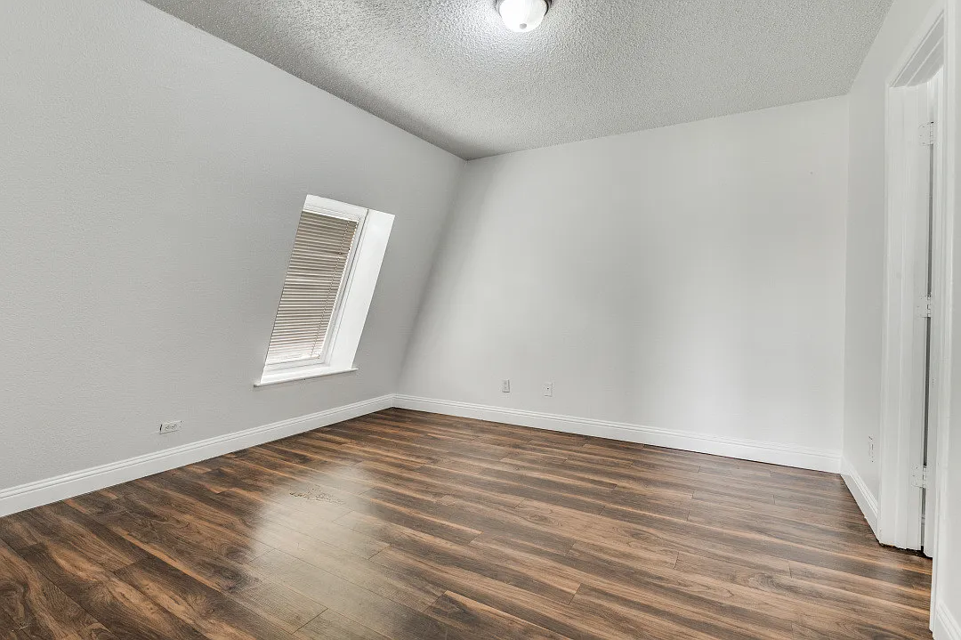 809 East Pioneer Drive - 1 — Photo 2