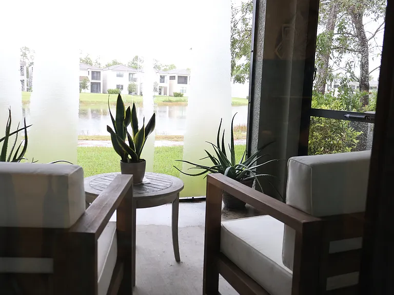 Screened lanai - 1st floor