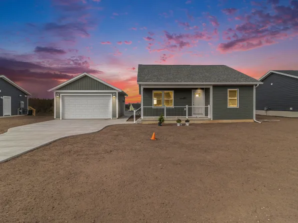 253 Stonecrest Dr, Shelby, MI 49455