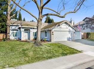 11887 Silver Cliff Way, Gold River, CA 95670