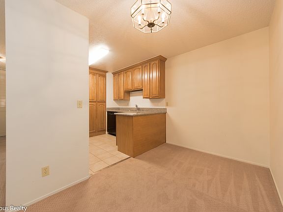 3rd image of 1720 Halford Ave APT 325