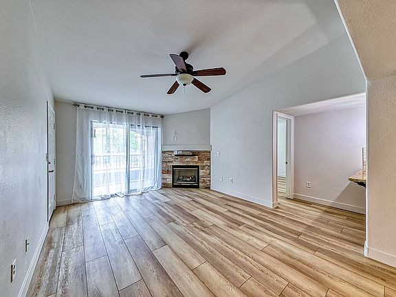 4th image of 950 Seven Hills Dr APT 1324