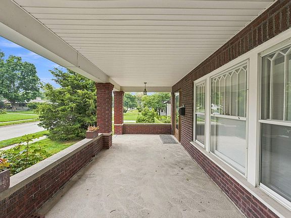 3rd image of 77 Wetmore Rd