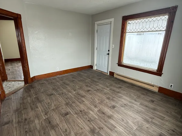 598 Sullivan St Unit 3, Berlin, NH 03570