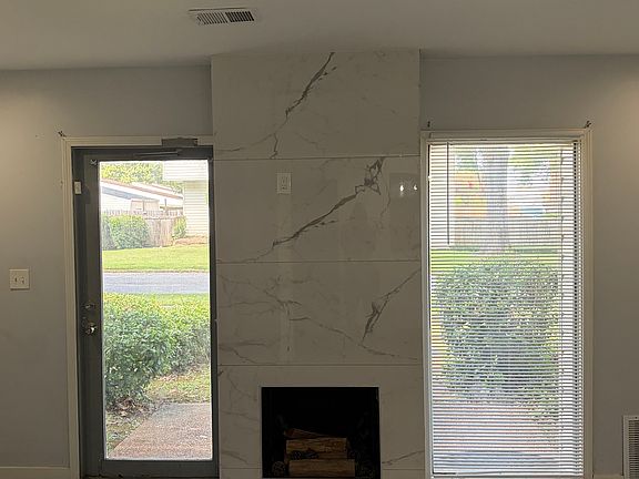 2nd image of 2756 Harbor Station Rd