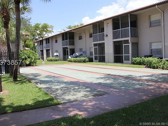 3rd image of 8750 Royal Palm Blvd #2073