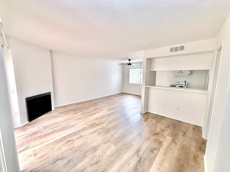 6739 Coldwater Canyon Ave #5 — Photo 5