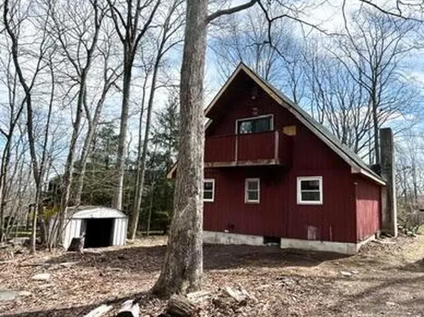 148 Inverhouse Rd, Henryville, PA 18332