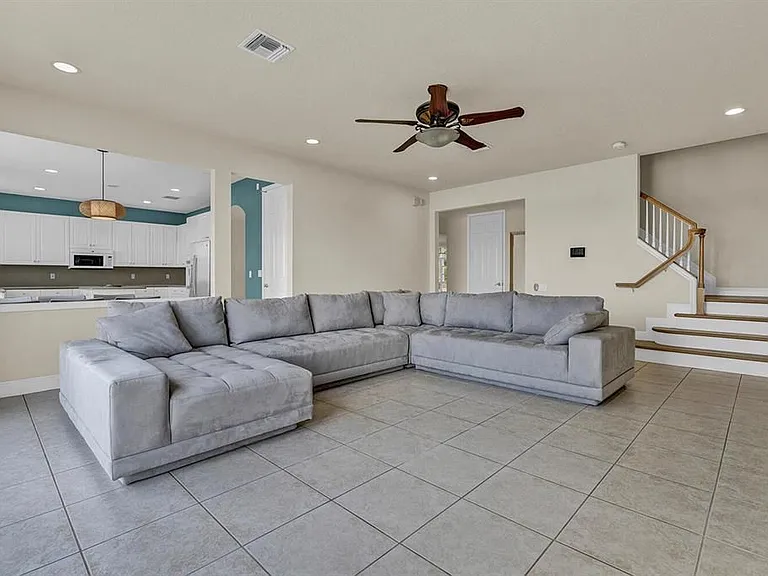 10290 NW 60th Pl — Photo 29