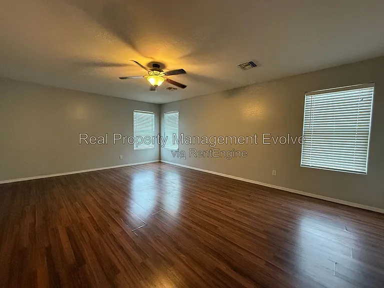 25824 W Burgess Ln — Photo 19