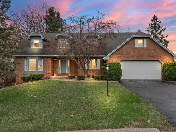 176 Wexford Rd, Valparaiso, IN 46385