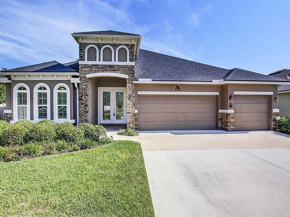 1st image of 39 Wild Oak Dr
