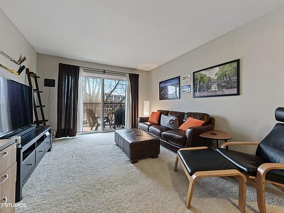 3rd image of 140 W Wood St Unit 303