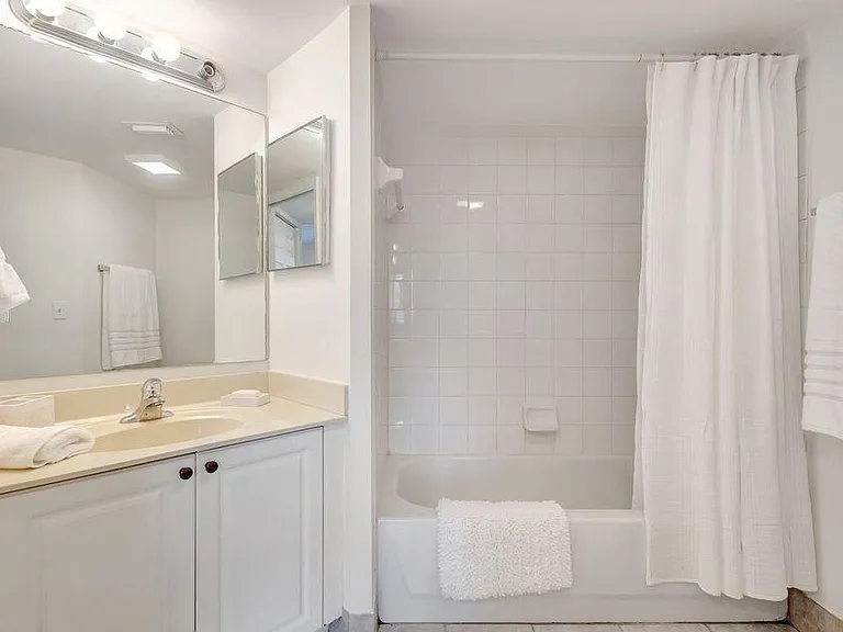 1400 Crestwood Ct S #1407 — Photo 14