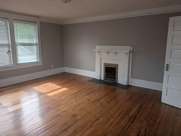 207 W Main St — Photo 12