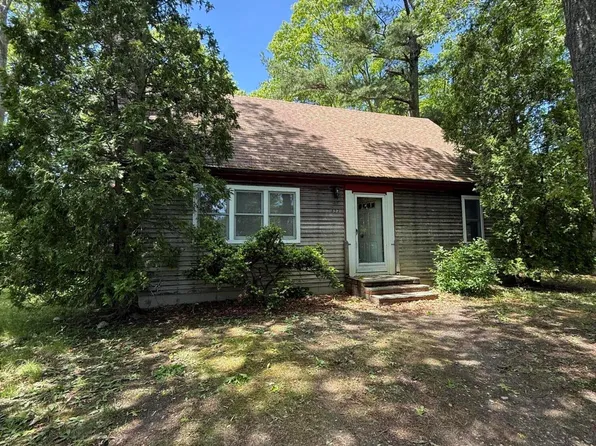 352 Currier Road, East Falmouth, MA 02536