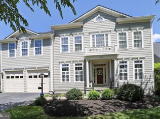 42878 Glyndebourne Ct, Ashburn, VA 20148