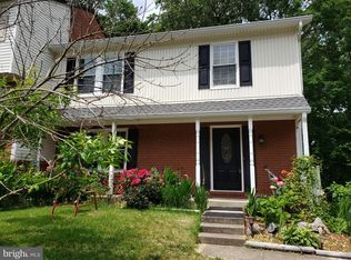 12827 Greenhall Dr, Woodbridge, VA 22192