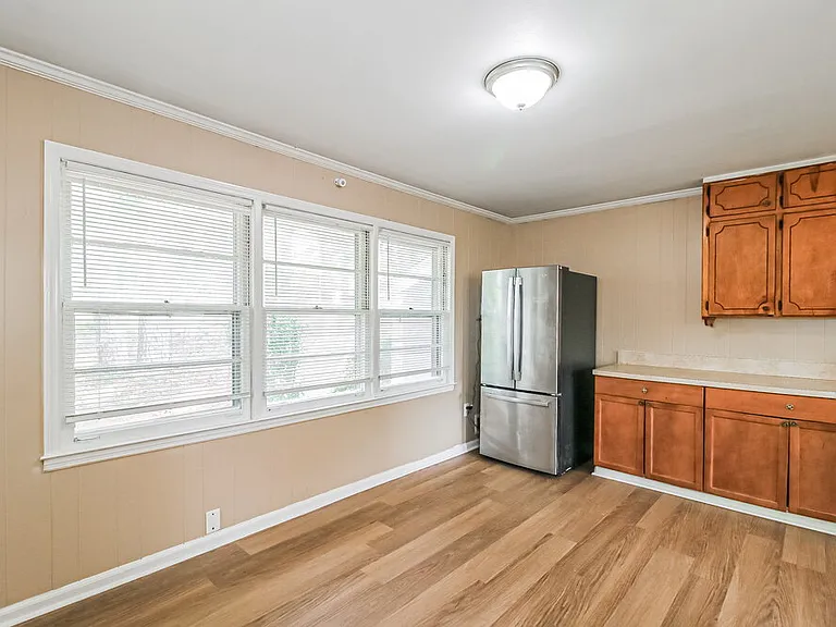 1932 Carla Dr — Photo 7