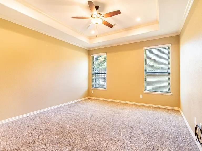 4870 N Castlewood Ln Duplex — Photo 12