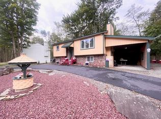 1293 Winding Way, Tobyhanna, PA 18466
