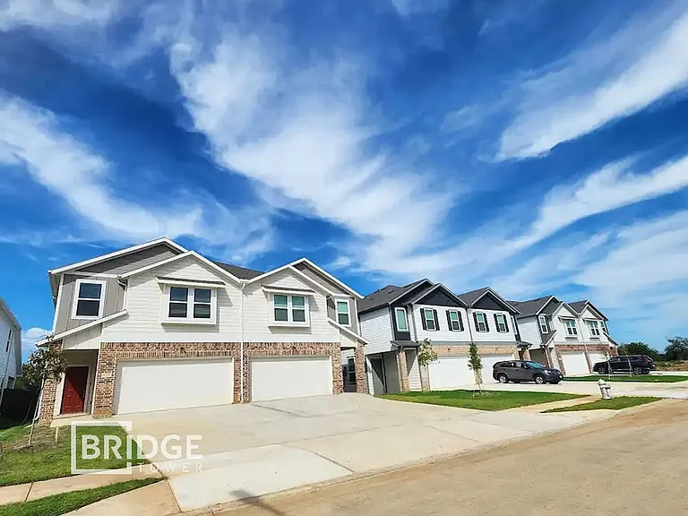 4140 Tobin Dr — Photo 16