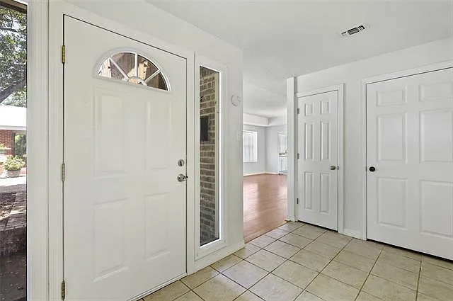 1821 Hillcrest St #1821 — Photo 8