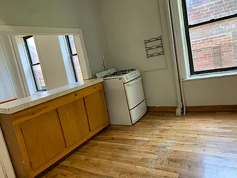 Rented by Metro Prop NY Corp