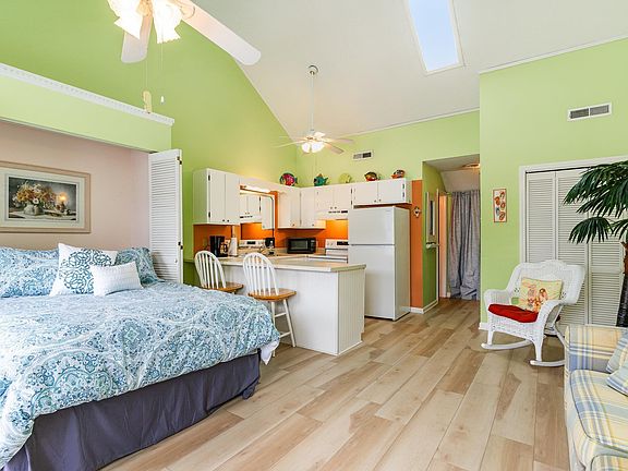 5th image of 3700 Golf Colony Lane #13 H