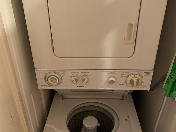 4th image of 3646 Midvale Ave Floor 1