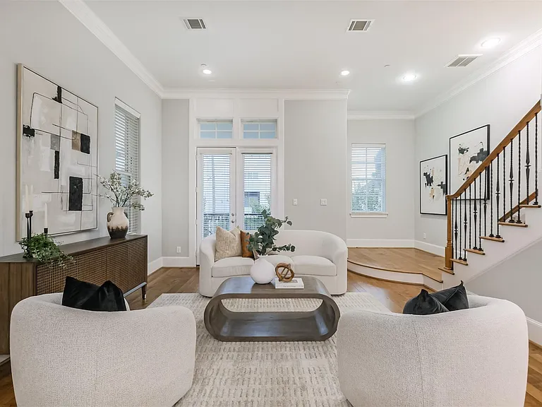 3907 Austin St — Photo 21