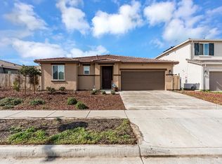 345 Manchester Dr, Los Banos, CA 93635