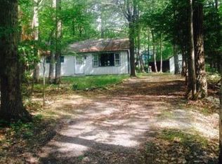 302 Rue De Jon, East Stroudsburg, PA 18302