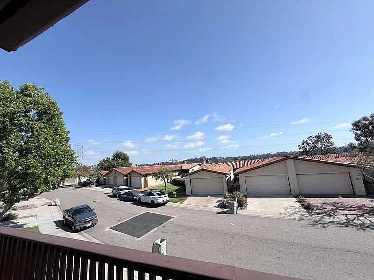 6934 Camino Degrazia #6934 — Photo 16
