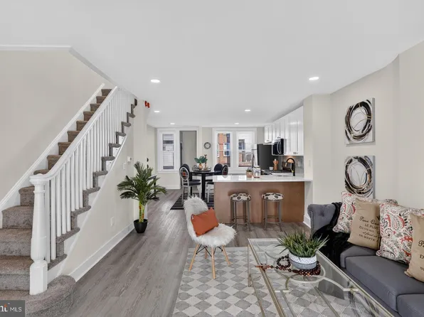 6632 N Uber St, Philadelphia, PA 19138