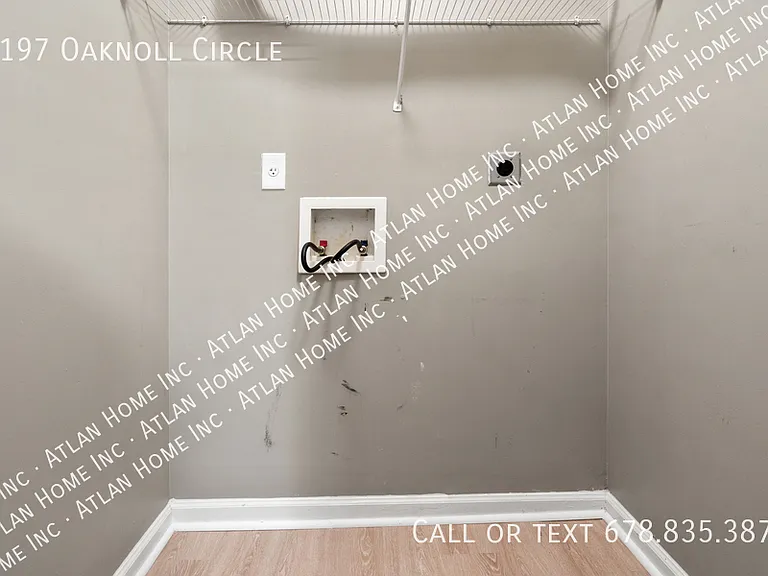 4197 Oaknoll Cir — Photo 32