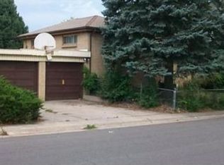 2290 Oakland St, Aurora, CO 80010