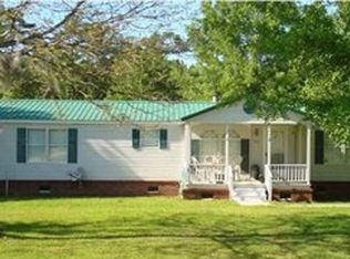 1535 Bazzle Rd, Cottageville, SC 29435