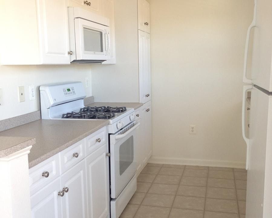 2nd image of 9700 Skyhill Way APT 407