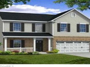 425 Paul Pope Rd, Thomasville, NC 27360